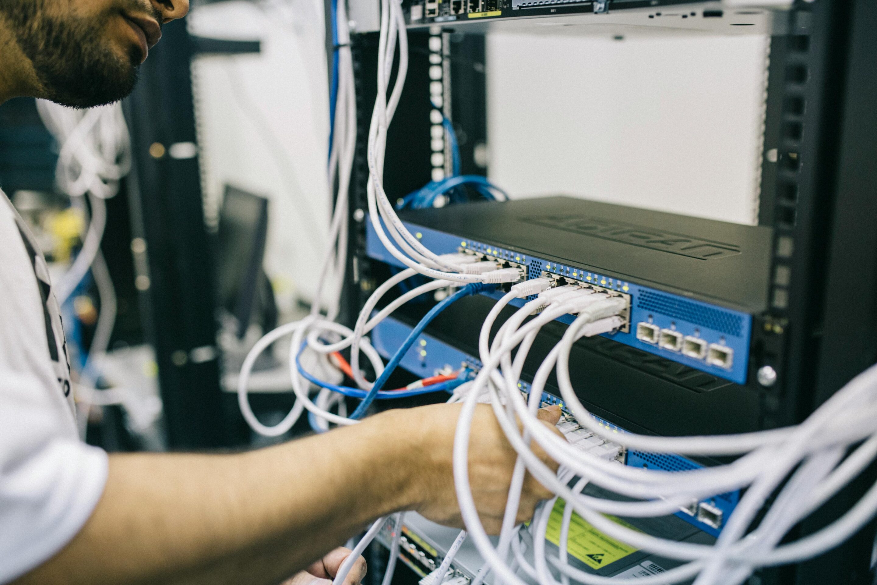 Migrate Physical Servers to AWS: A Guide for 2026